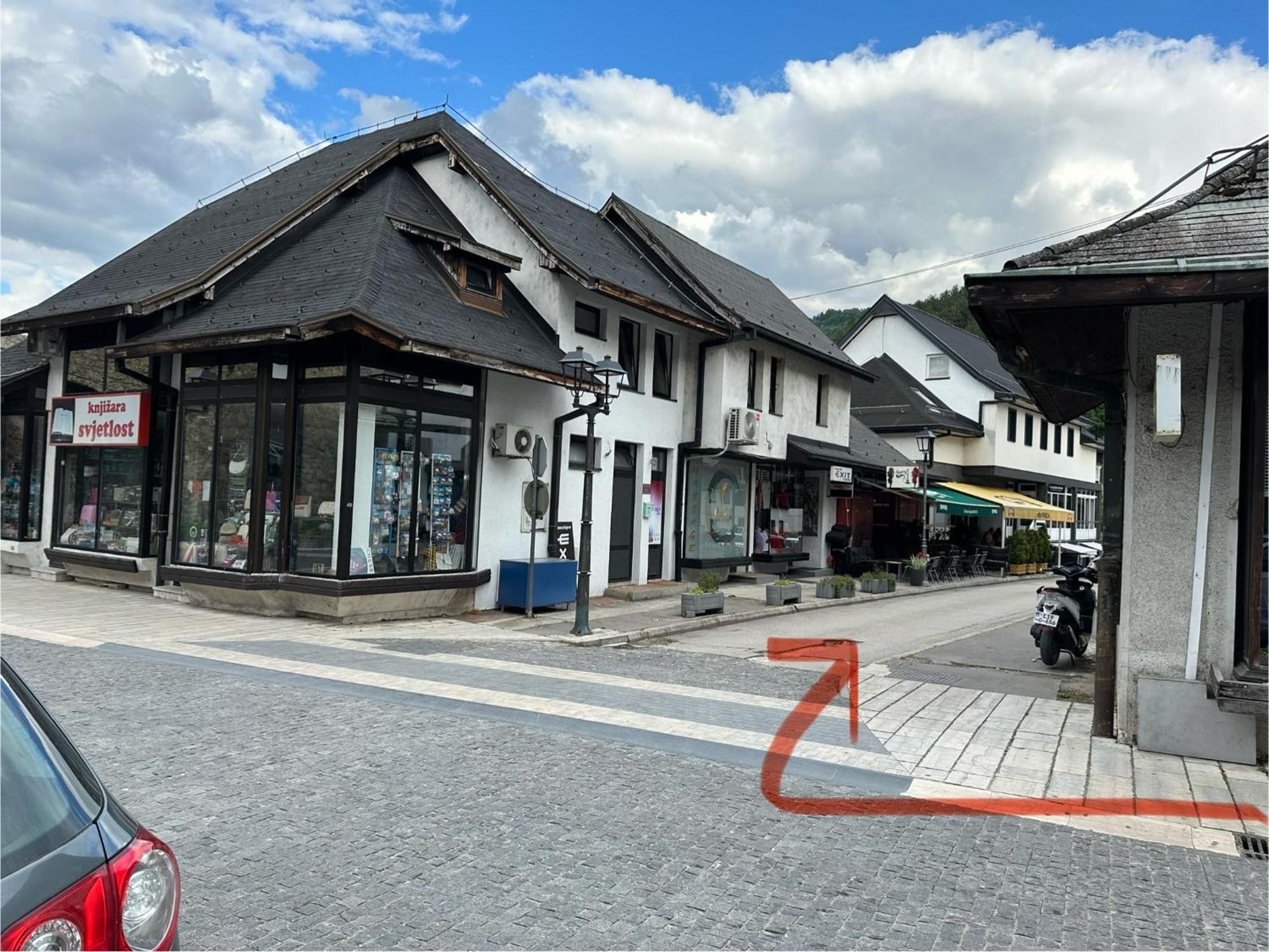 Damade Apartments 亚伊采 外观 照片